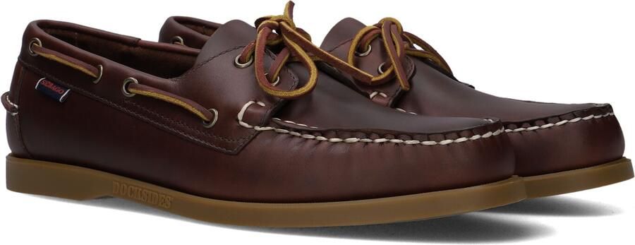 Sebago Classic Leather Boat Shoes with Moc Toe Construction and Lace-Up
