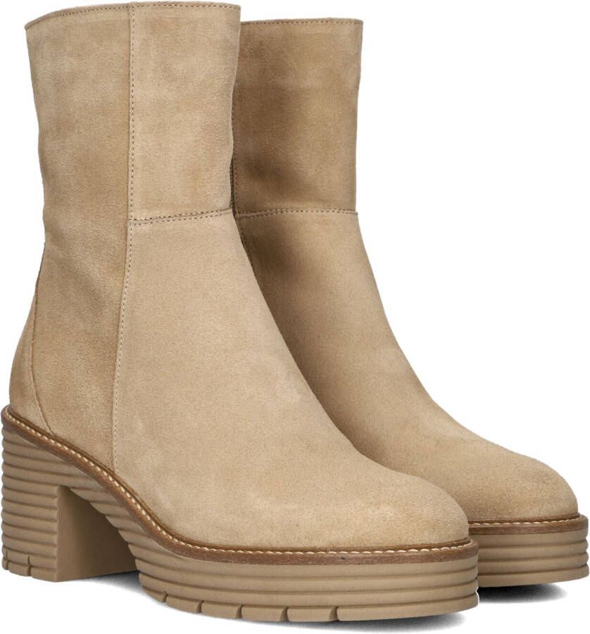 SOFTWAVES Enkellaarsjes Dames 8.88.17 Maat: 38 Materiaal: Suède Kleur: Beige