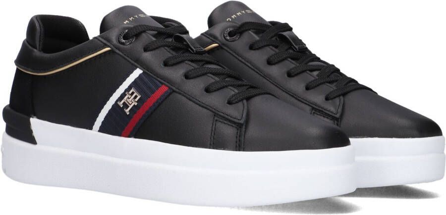 Tommy Hilfiger Sneakers met sleehak CORP WEBBING COURT SNEAKER met logo-embleem opzij - Foto 1