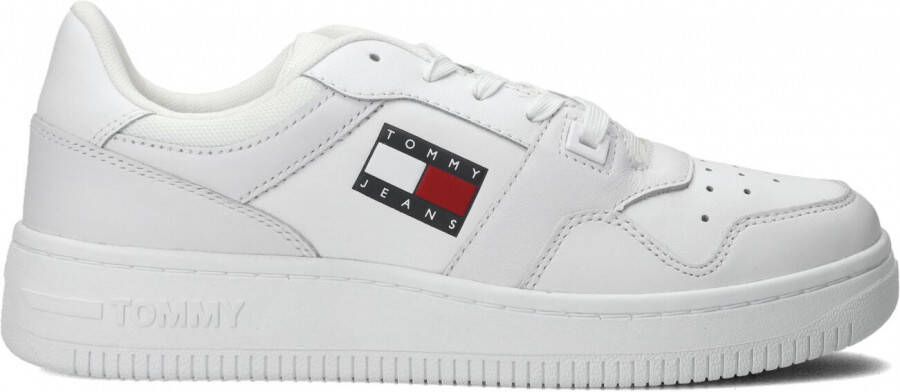 TOMMY JEANS Plateausneakers TJW RETRO BASKET FLATFORM ESS met logo-tekst in de zool vrijetijdsschoen lage schoen veterschoen - Foto 3