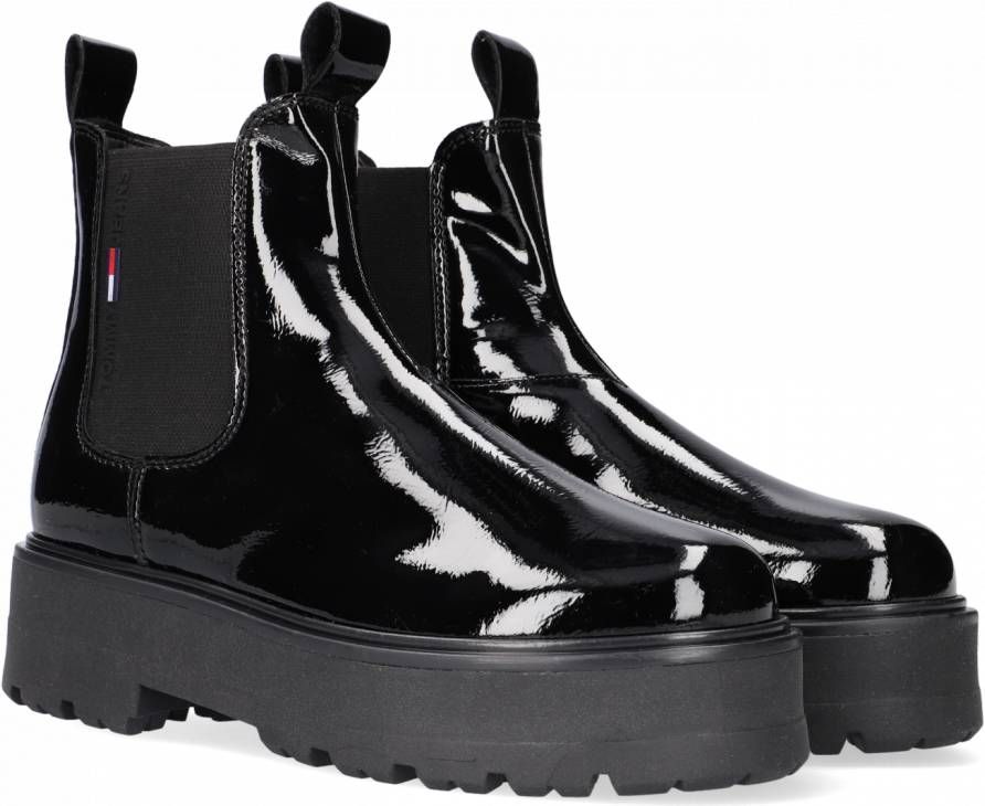 TOMMY JEANS Chelsea boots PATENT CHELSEA BOOT met stretchinzet aan beide zijden