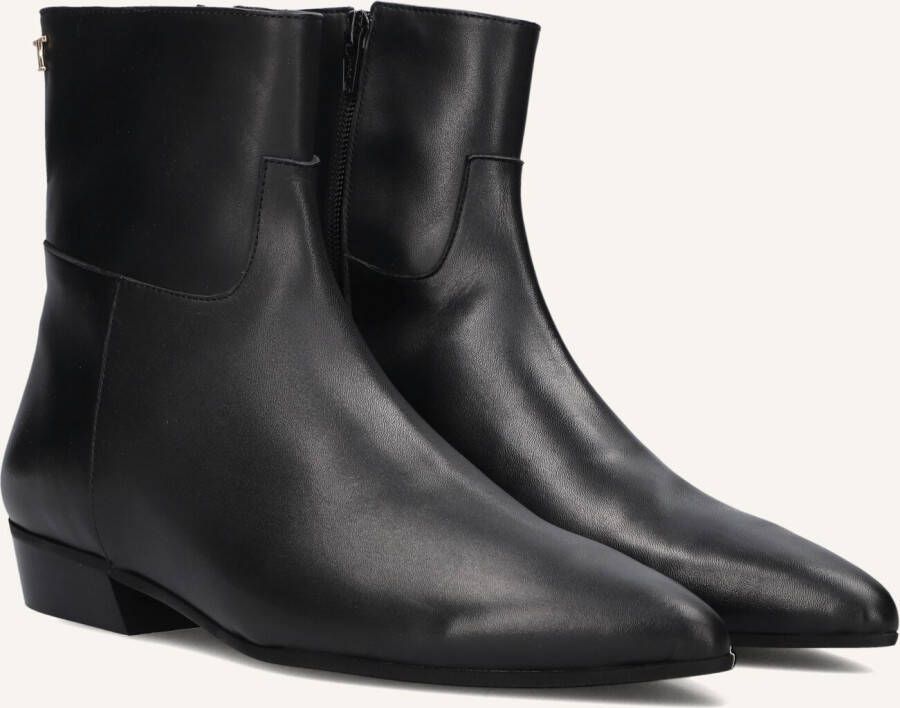 TORAL Enkellaarsjes Dames Belinda Maat: 39 Materiaal: Leer Kleur: Zwart