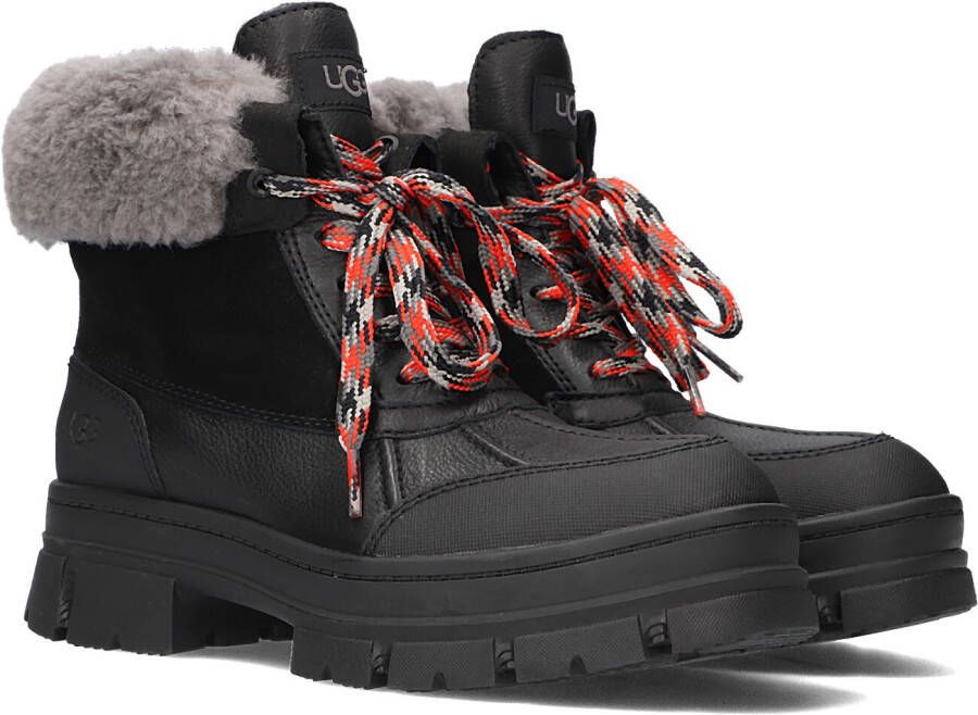 Ugg Leren enkellaarzen 'Ashton Addie' Black Dames