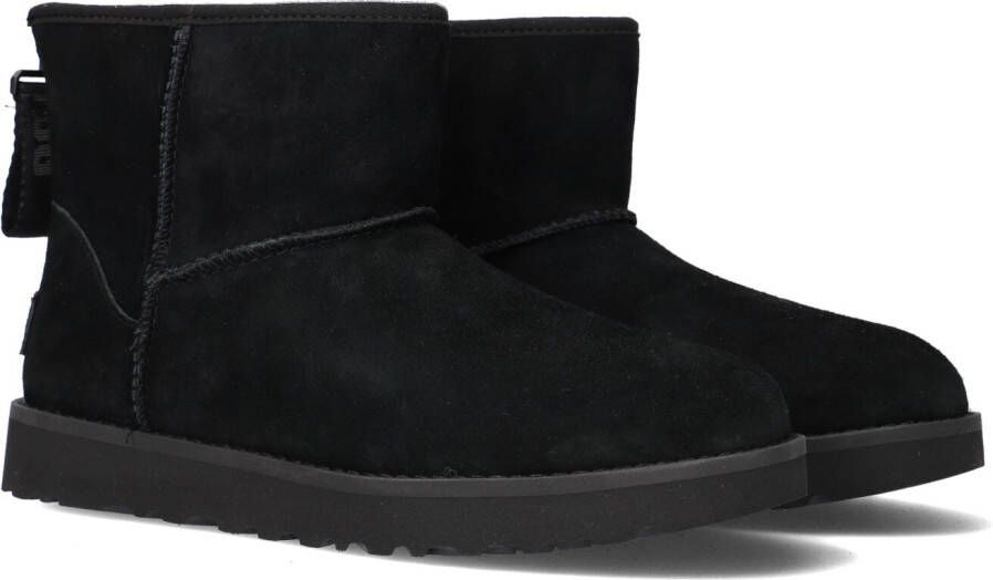 UGG Vachtlaarzen Dames W Classic Mini Logo Zip Maat: 36 Materiaal: Suède Kleur: Zwart
