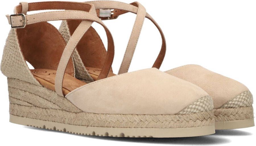 UNISA Dames Caude Maat: 36 Materiaal: Suède Kleur: Beige