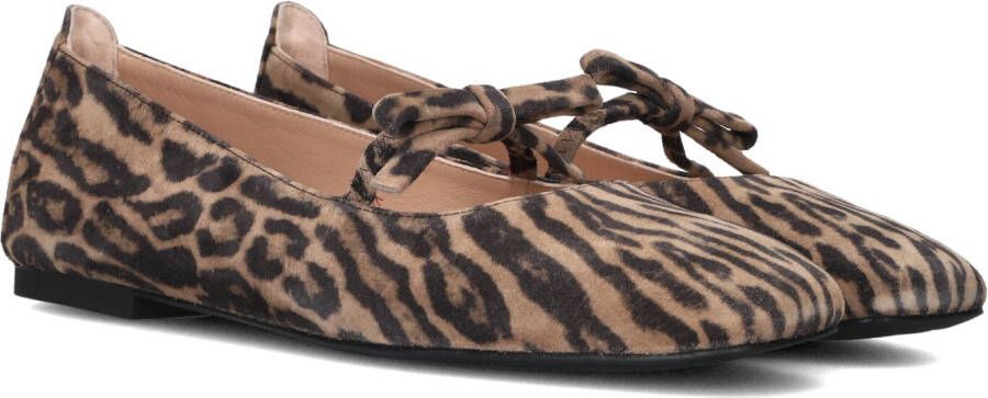 UNISA Ballerina Dames Betar Maat: 40 Materiaal: Suède Kleur: Bruin