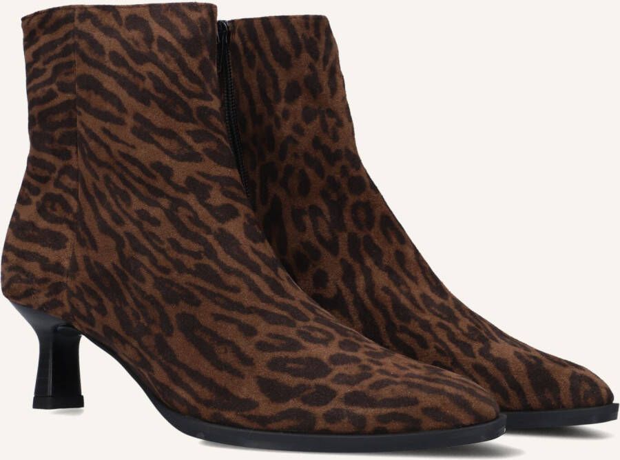 UNISA Enkellaarsjes Dames Lomas Maat: 38 Materiaal: Suède Kleur: Bruin