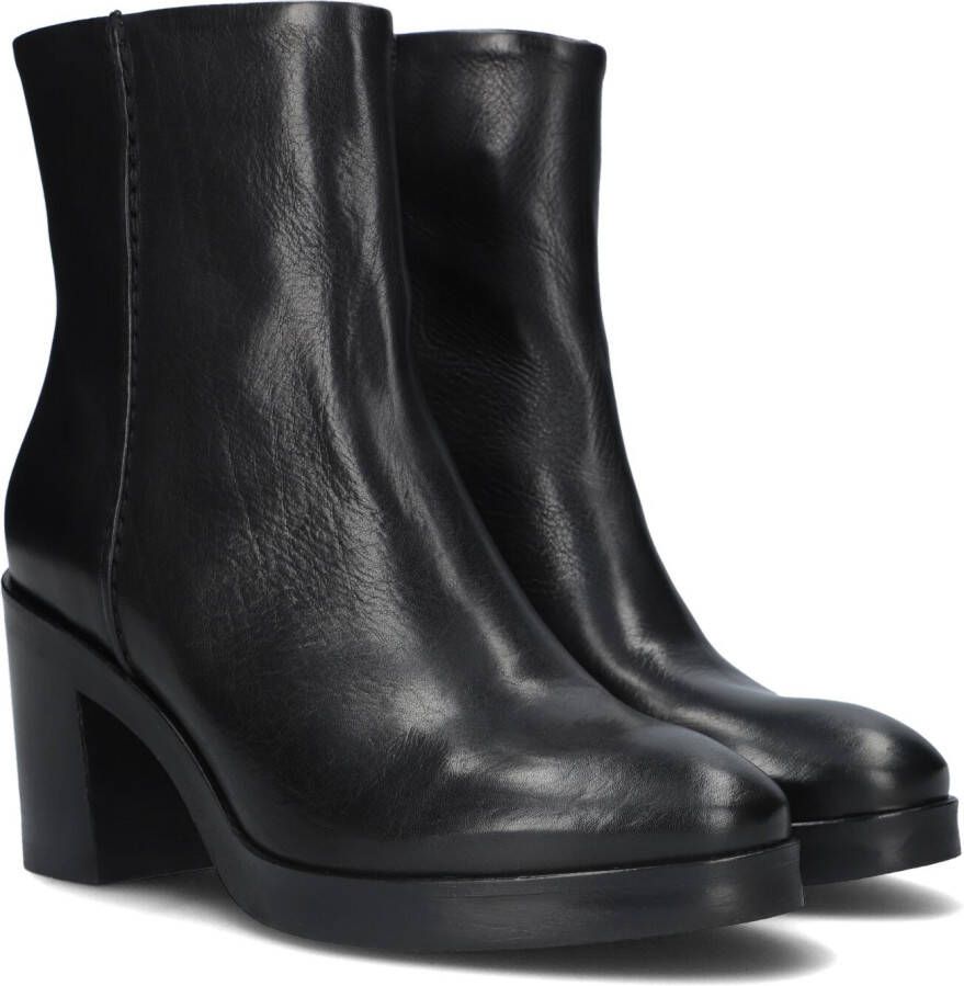 VIA VAI Enkellaarsjes Dames Taara Maat: 41 Materiaal: Leer Kleur: Zwart