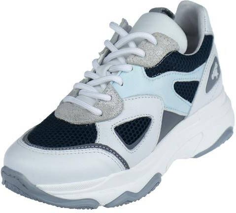 Giga Sneaker