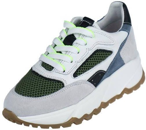Giga Sneaker