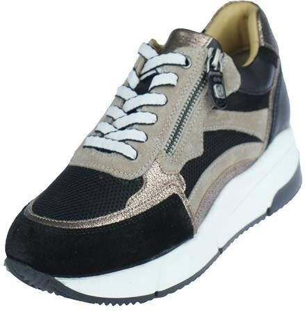 Helioform Sneaker