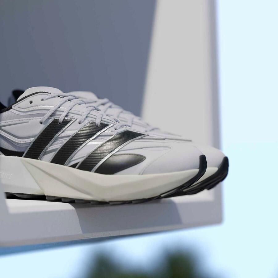 Adidas Sportswear Lightblaze ATR Schoenen Unisex Wit - Foto 3