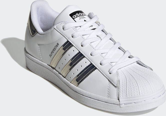 Altijd Je zal beter worden Bouwen op Adidas SUPERSTAR Cloud White Silver Metallic Core Black Dames - Schoenen.nl