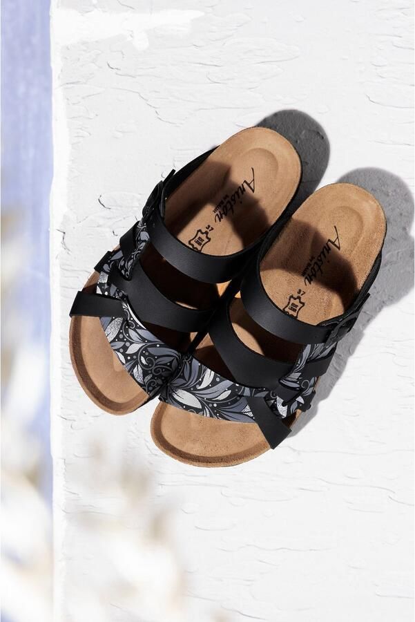 Aniston SHOES Slippers zomerschoen slippers met verstelbare gespen