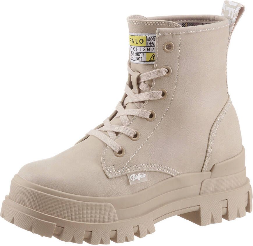 Buffalo Hoge veterschoenen ASPHA RLD in moderne trendkleur