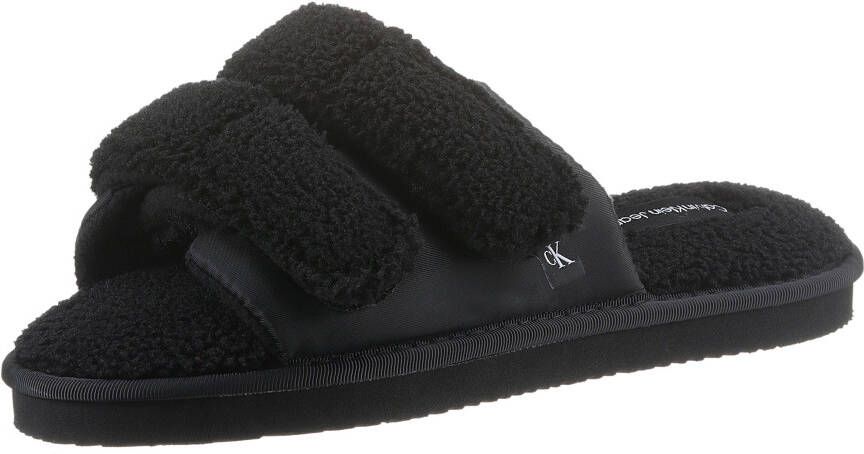 Calvin Klein Pantoffels HOME SLIDE VELCRO SHEARLING in behaaglijk zachte look