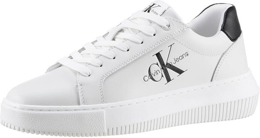 Calvin Klein Plateausneakers CHUNKY CUPSOLE MONO LTH WN vrijetijdsschoen lage schoen veterschoen met ck-opdruk aan de zijkant
