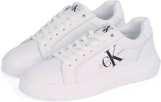 Calvin Klein Plateausneakers CHUNKY CUPSOLE MONO LTH WN vrijetijdsschoen lage schoen veterschoen met ck-opdruk aan de zijkant