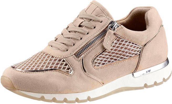 Caprice Sneakers