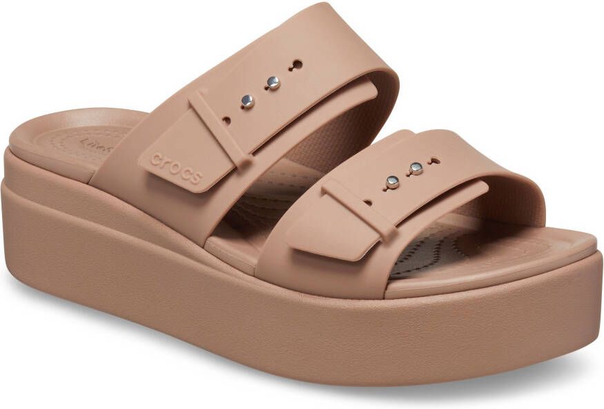 Crocs Slippers Brooklyn Low Wedge plateau zomerschoen pantoffels met gespsluiting