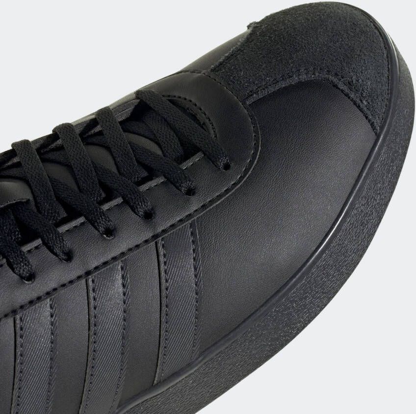 adidas Performance Sneakers MERCEDES AMG PETRONAS FORMULA ONE TEAM VL court schoen