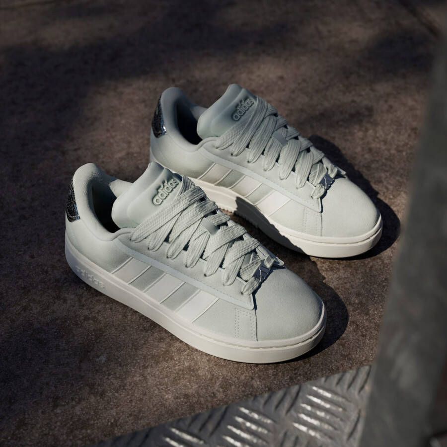 adidas Sportswear Sneakers GRAND COURT ALPHA 00S Design geïnspireerd door de adidas Campus 00