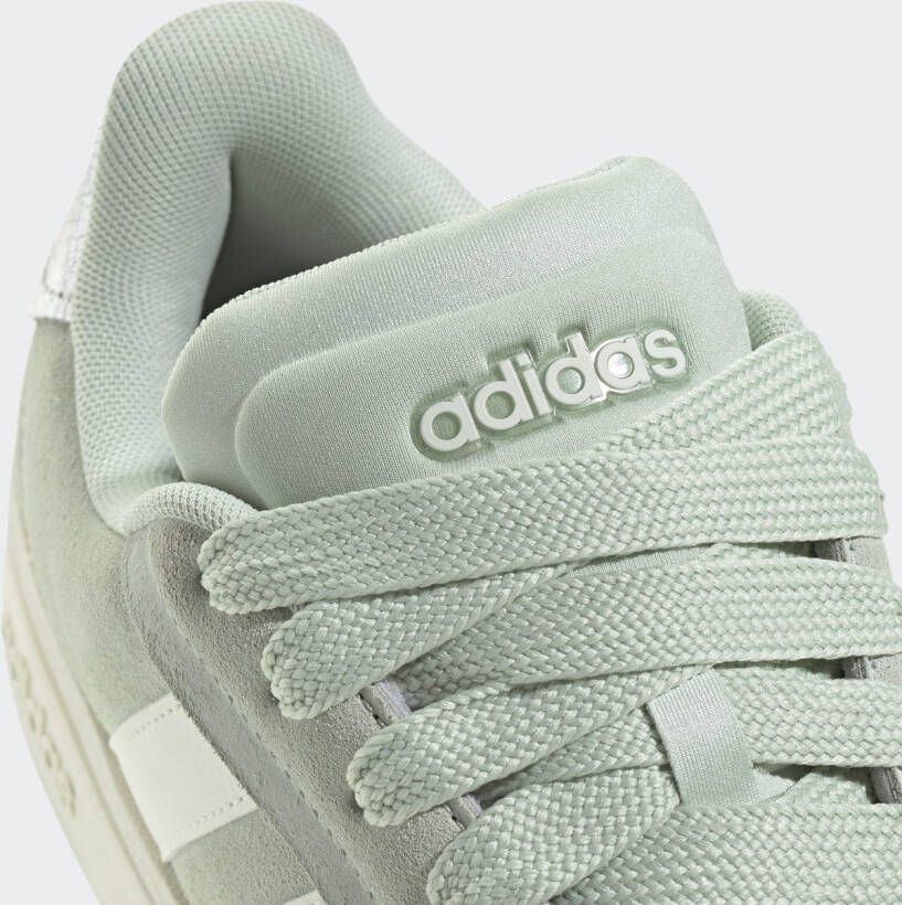 adidas Sportswear Sneakers GRAND COURT ALPHA 00S Design geïnspireerd door de adidas Campus 00