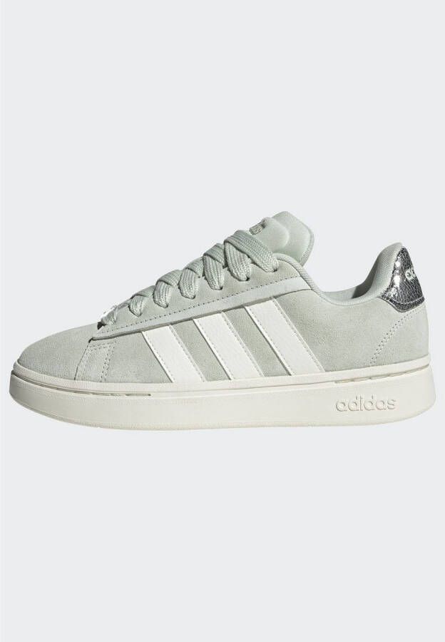 adidas Sportswear Sneakers GRAND COURT ALPHA 00S Design geïnspireerd door de adidas Campus 00