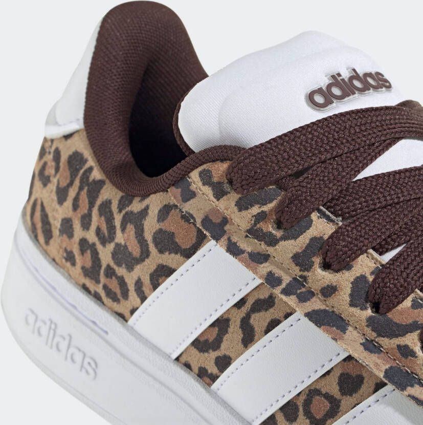 adidas Sportswear Sneakers GRAND COURT ALPHA 00S Ontwerp in de geest van de adidas Campus 00