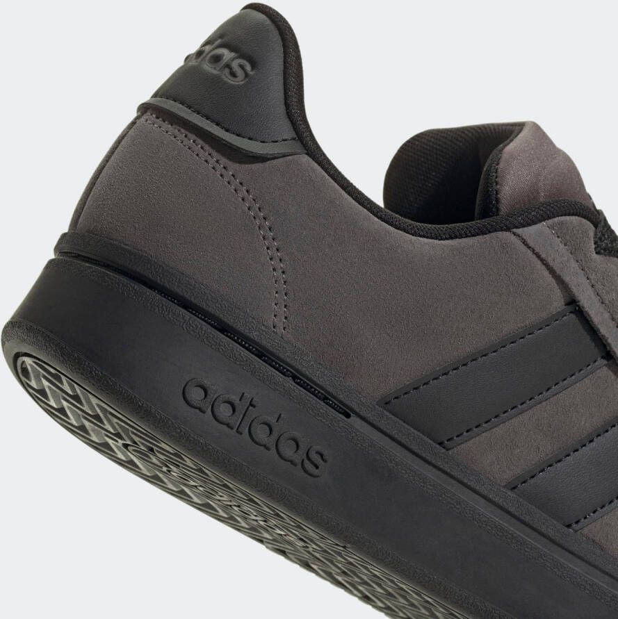 adidas Sportswear Sneakers GRAND COURT ALPHA Design geïnspireerd door de adidas Campus 00