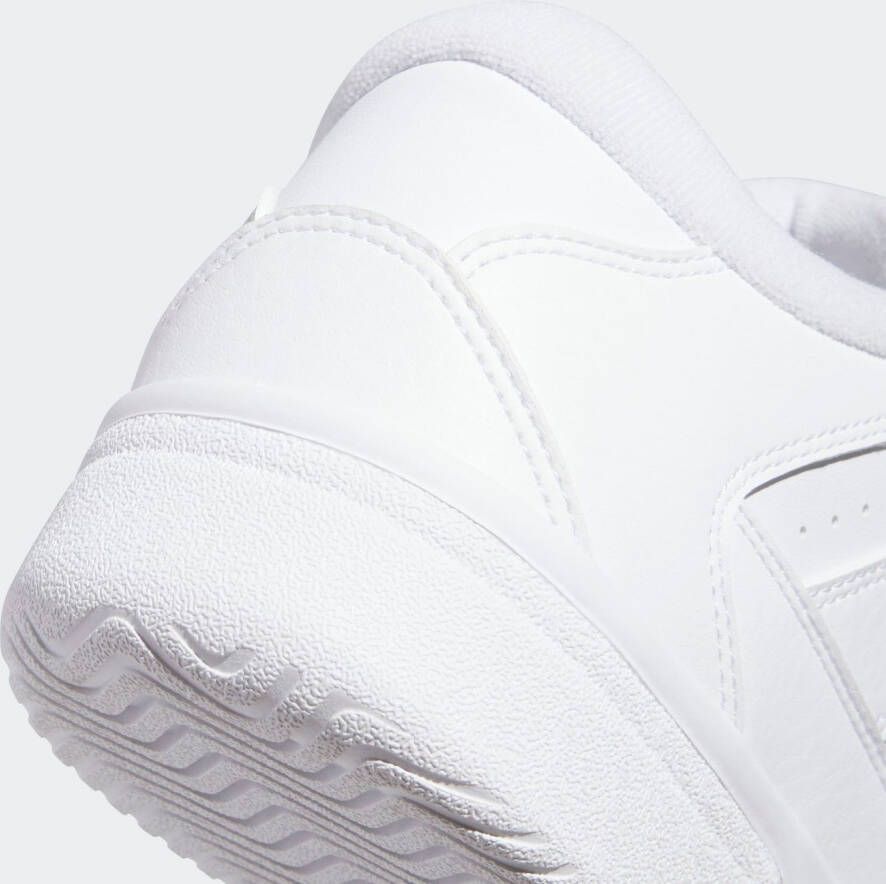 adidas Sportswear Sneakers TURNAROUND