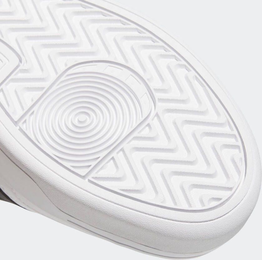adidas Sportswear Sneakers TURNAROUND