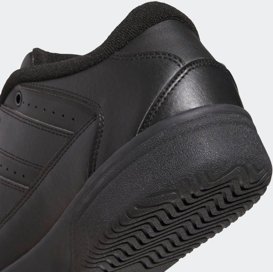 adidas Sportswear Sneakers TURNAROUND