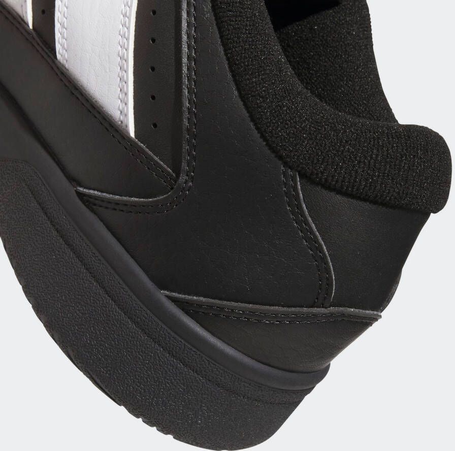 adidas Sportswear Sneakers TURNAROUND