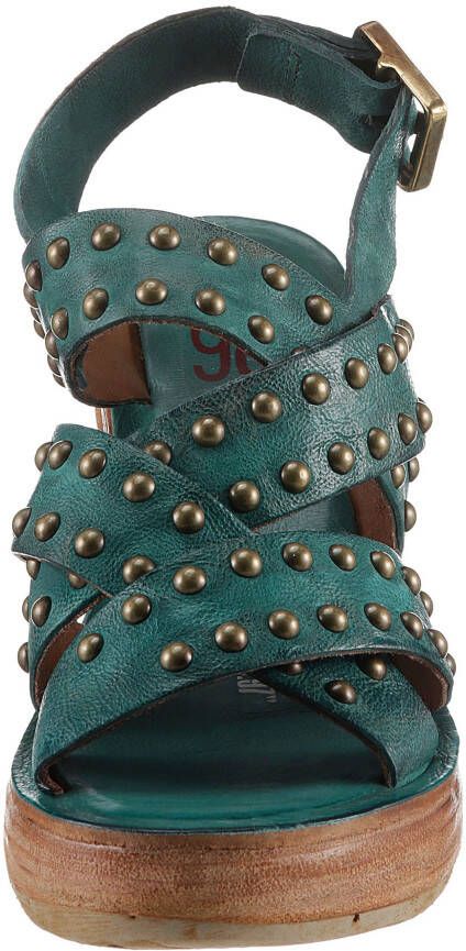 A.S.98 Sleehaksandaaltjes Emerald zomerschoen sandaal sleehak versierd met glanzende nietjes