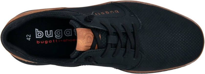 Bugatti Slip-on sneakers Lage schoen vrijetijdssneaker met perforatie elastische veters