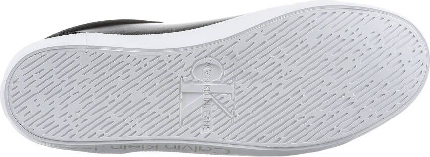 Calvin Klein Plateausneakers SUSAN 9LS Logo-opdruk op de loopzool vrijetijdsschoen lage schoen veterschoen