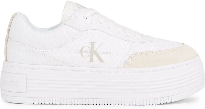 Calvin Klein Plateausneakers BOLD PLATF LOW LACE MIX ML BTW met logo-opdruk aan de zijkant vrijetijdsschoen halfhoge schoen veterschoen