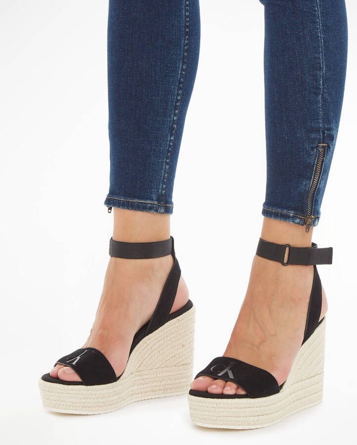 Calvin Klein Sleehaksandaaltjes WEDGE SANDAL SU MG BTW zomerschoen sandaal keilhak met klittenbandjes