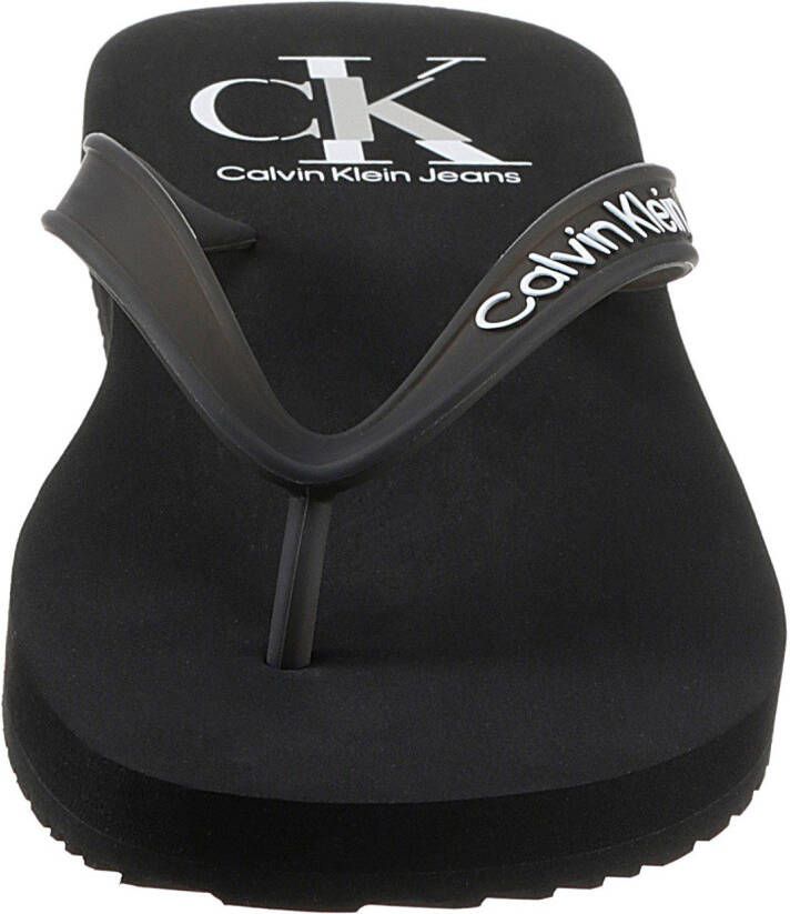 Calvin Klein Teenslippers met een logo-opschrift