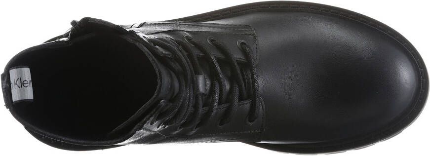 Calvin Klein Veterlaarsjes COMBAT MID LACEUP BOOT ZIP WN met logo-opschrift opzij