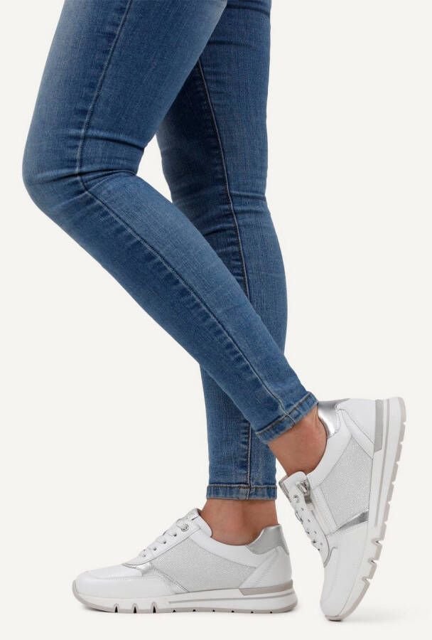 Caprice Sneakers met sleehak vrijetijdsschoen lage schoen veterschoen in schoenwijdte h (=zeer breed)