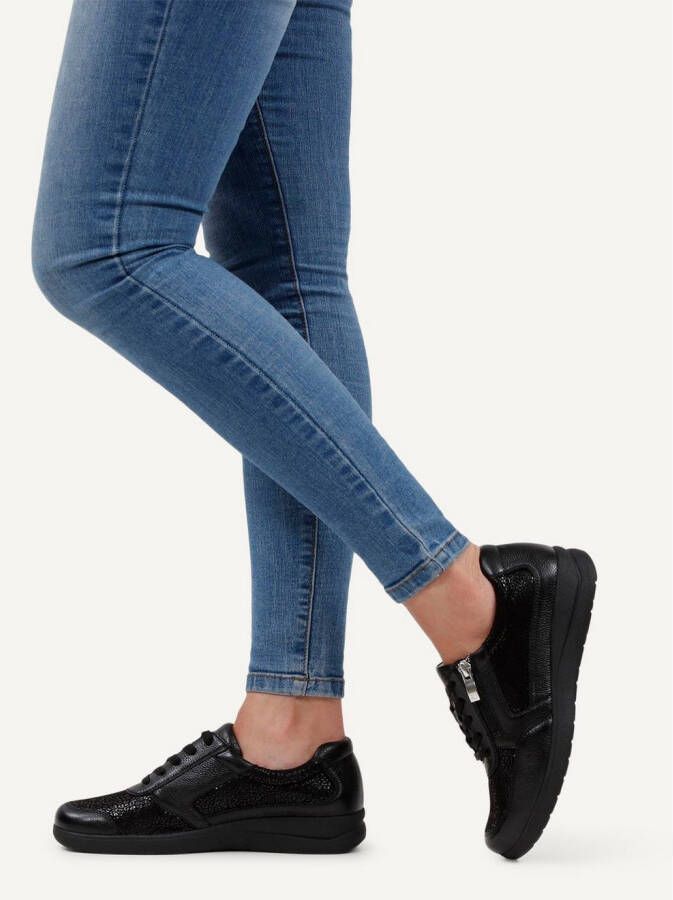 Caprice Sneakers met sleehak vrijetijdsschoen lage schoen veterschoen logo-embleem breedte h