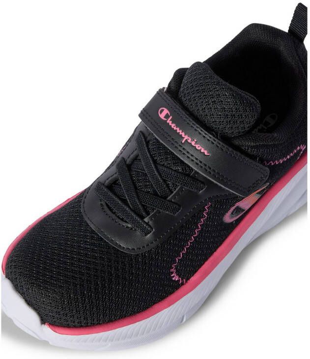 Champion Sneakers
