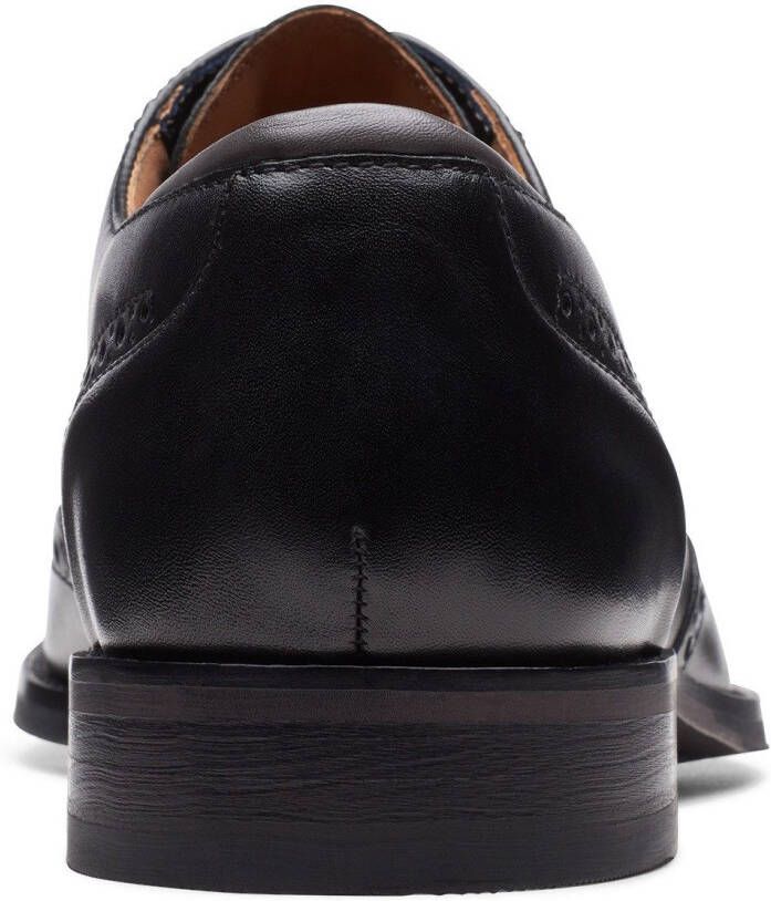 Clarks Schoenen met perforatie Craft Arlo Limit