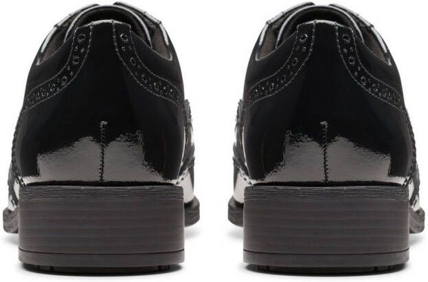 Clarks Schoenen met perforatie Havisham Eik