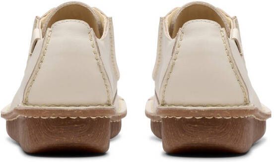Clarks Veterschoenen Funny Dream Vrijetijdsschoen lage schoen comfort schoen met siernaad