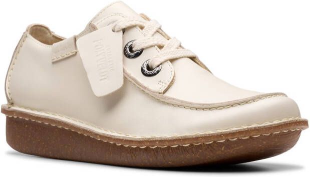 Clarks Veterschoenen Funny Dream Vrijetijdsschoen lage schoen comfort schoen met siernaad