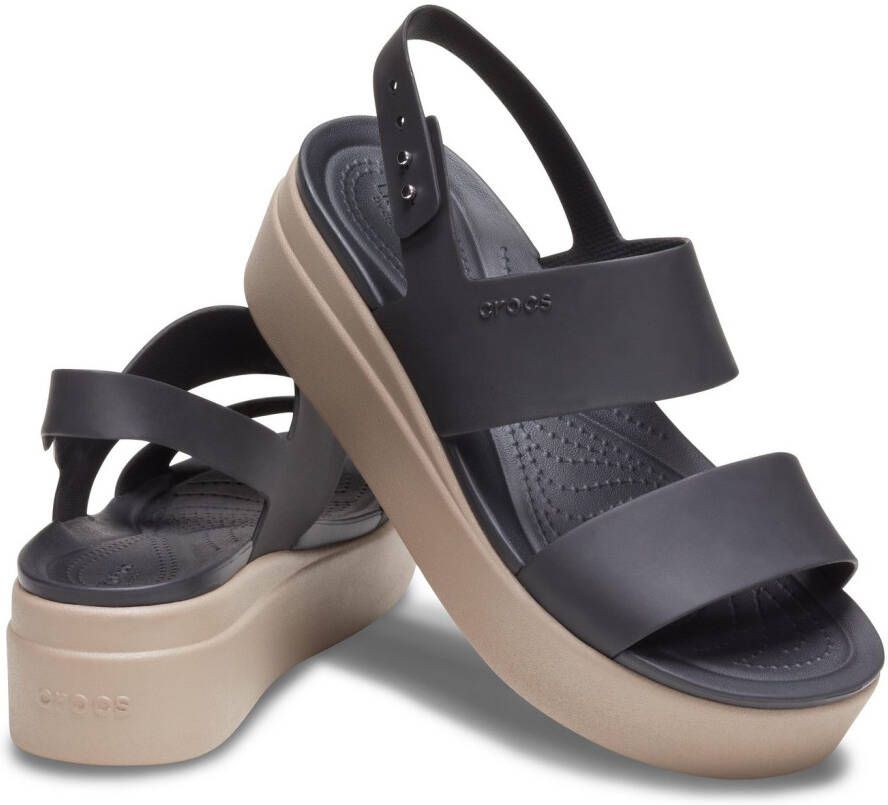 Crocs Sleehaksandaaltjes Brooklyn Low Wedge zomerschoen sandaal sleehak met modieuze plateauzool
