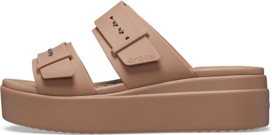 Crocs Slippers Brooklyn Low Wedge plateau zomerschoen pantoffels met gespsluiting